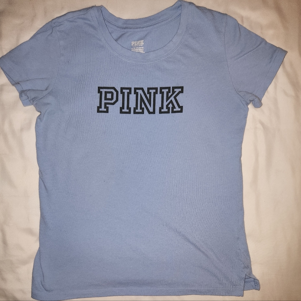 VS Pink tee